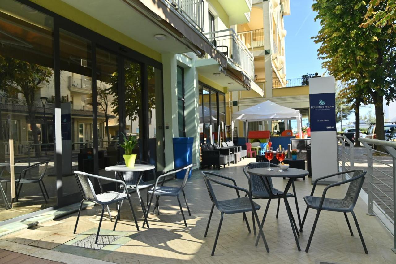 Hotel Italy Misano Adriatico Eksteriør billede