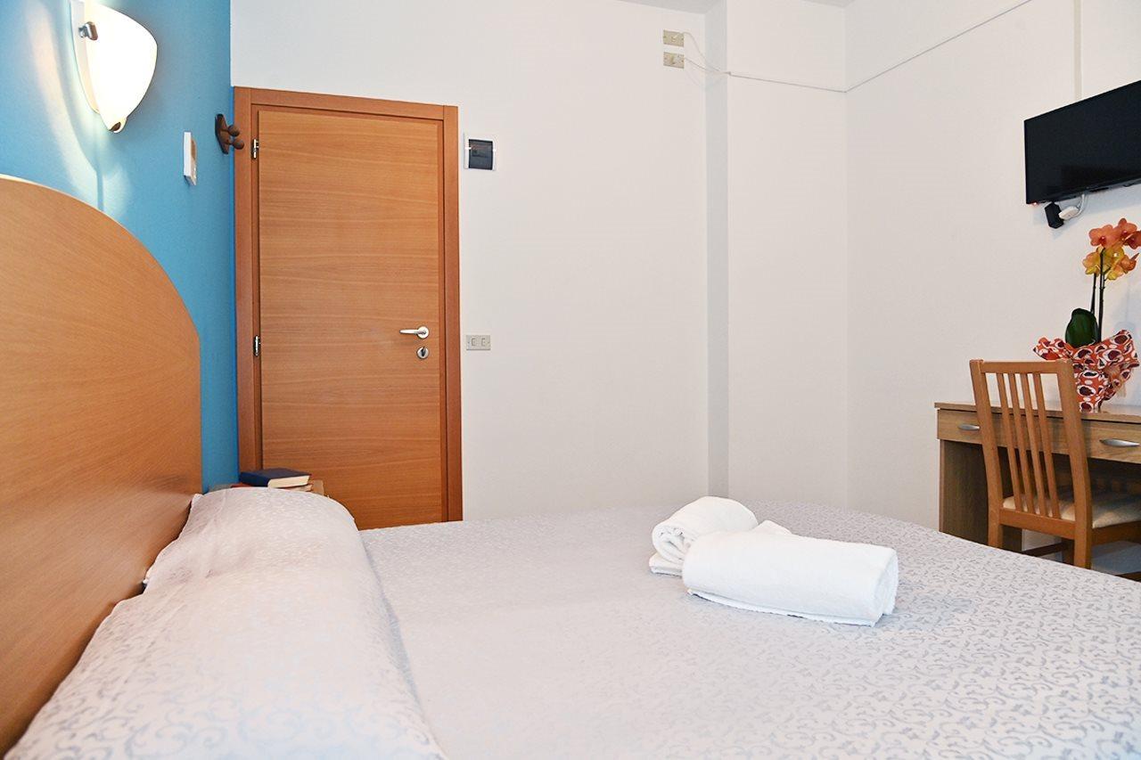 Hotel Italy Misano Adriatico Eksteriør billede