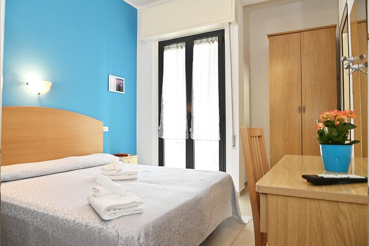 Hotel Italy Misano Adriatico Eksteriør billede